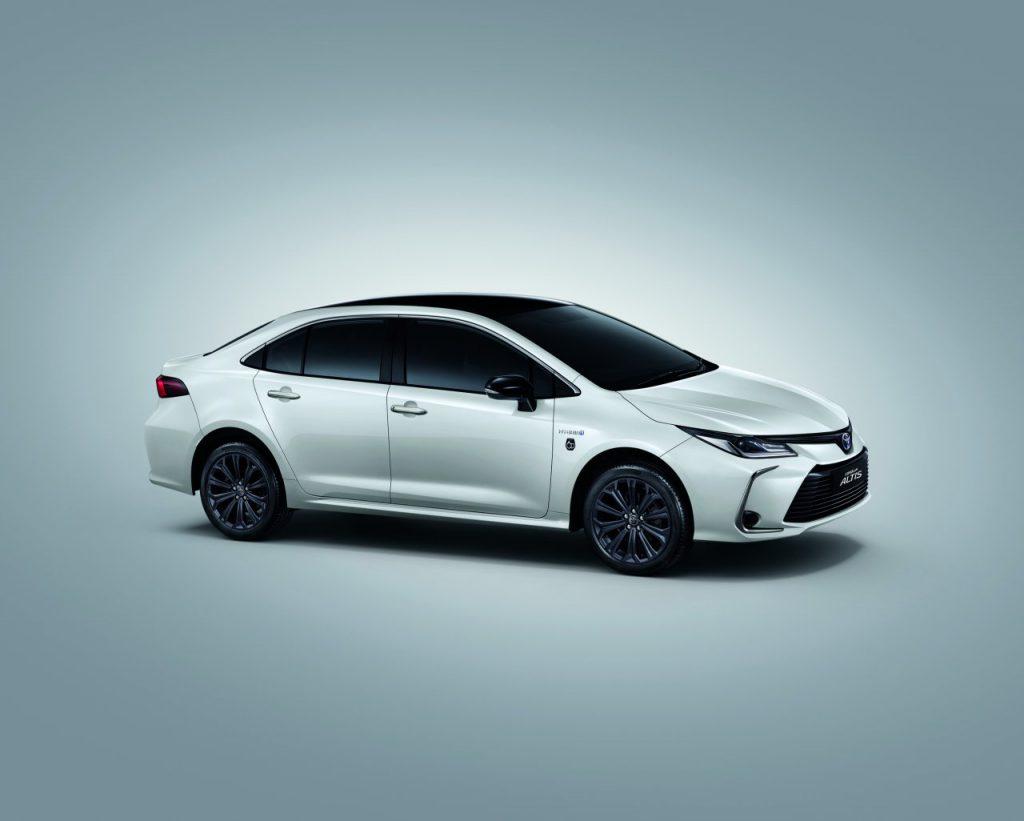 toyota corolla altis 60th โตโยต้า โคโรลล่า อัลติส รุ่นพิเศษฉลองครบรอบ 60 ปี toyota corolla altis 60th โตโยต้า โคโรลล่า อัลติส รุ่นพิเศษฉลองครบรอบ 60 ปี
