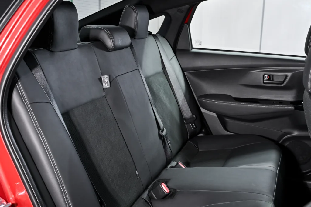 ภายใน-yaris ativ hev-hev gr sport